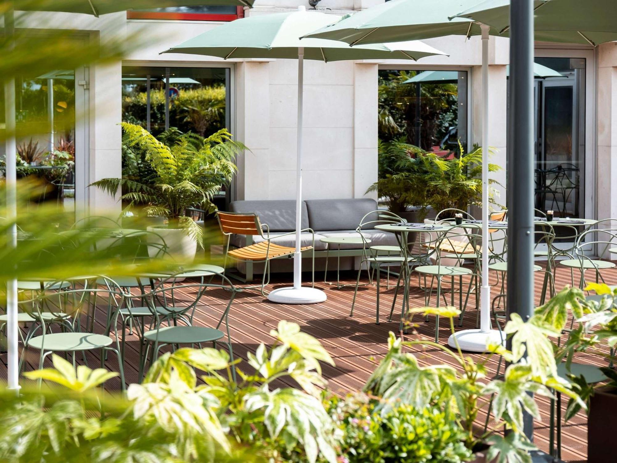 Mercure Rouen Centre Champ De Mars Exterior photo